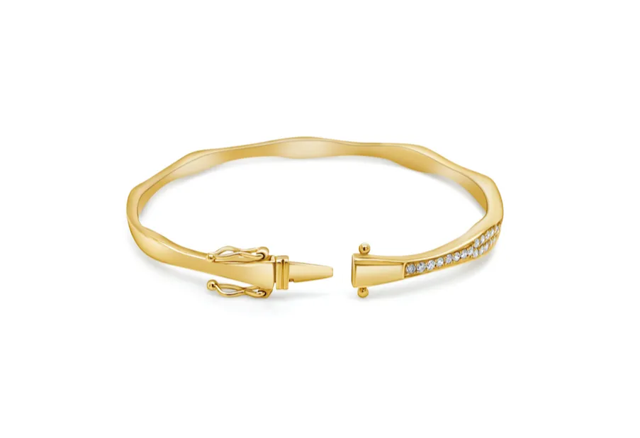 Bracelet 18kt Yellow Gold Curved Diamonds Bangle