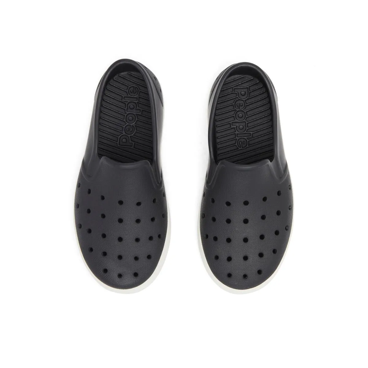 slater kids slip on sneaker in black