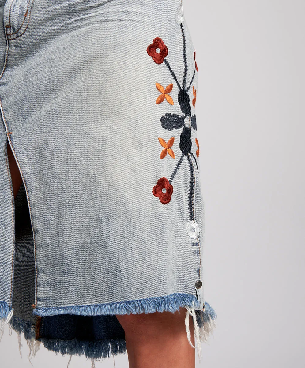 WOODSTOCK EMBROIDERED LONGLINE TRUCKER SKIRT