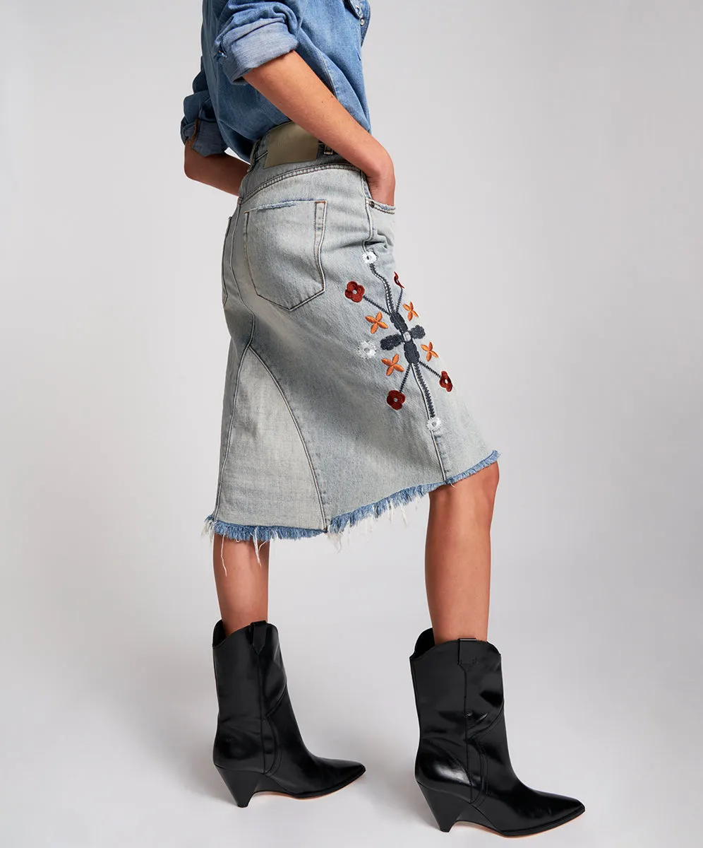 WOODSTOCK EMBROIDERED LONGLINE TRUCKER SKIRT